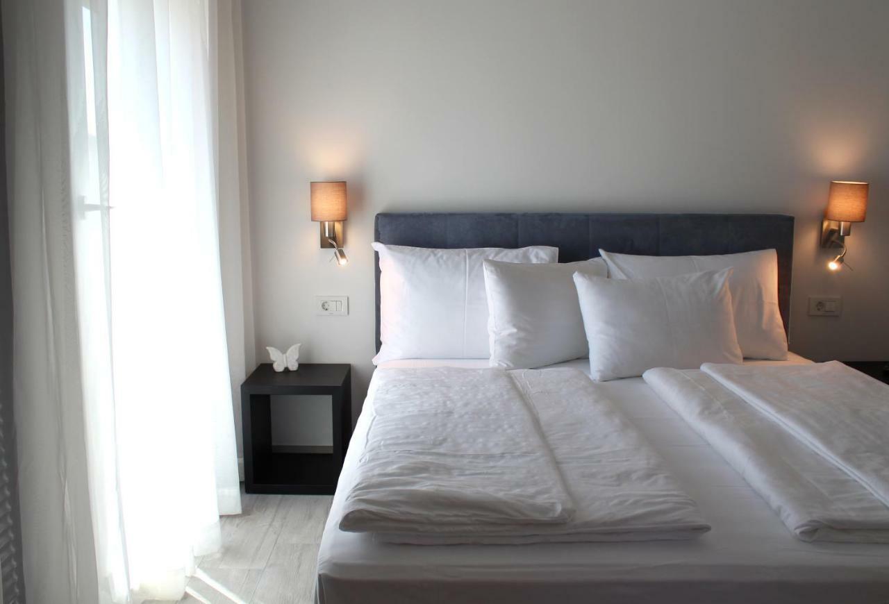 Bed and Breakfast Pansion Leggero Krk Town Esterno foto